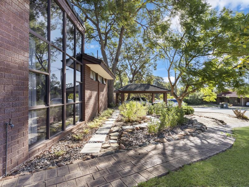 6 Reserve Close, Greenwood WA 6024