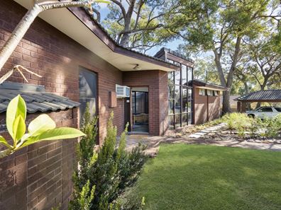 6 Reserve Close, Greenwood WA 6024