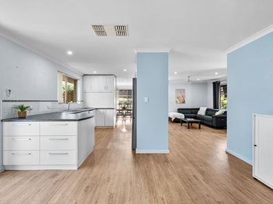 1/29 Mercedes Avenue, Falcon WA 6210
