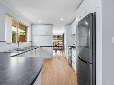 1/29 Mercedes Avenue, Falcon WA 6210