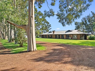 76 James Road, Hamel WA 6215