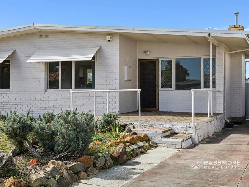 6 Tratton Street, Balga WA 6061