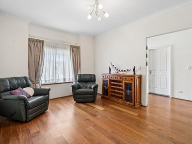 30 Claridge Circle, Thornlie WA 6108