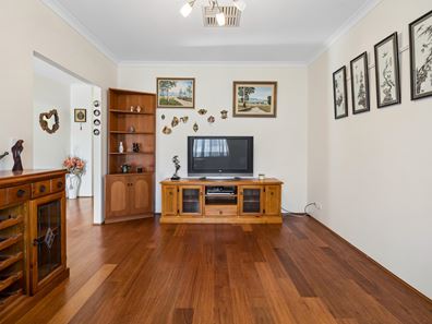 30 Claridge Circle, Thornlie WA 6108