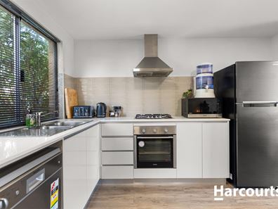 2/15 Cox Street, Mandurah WA 6210