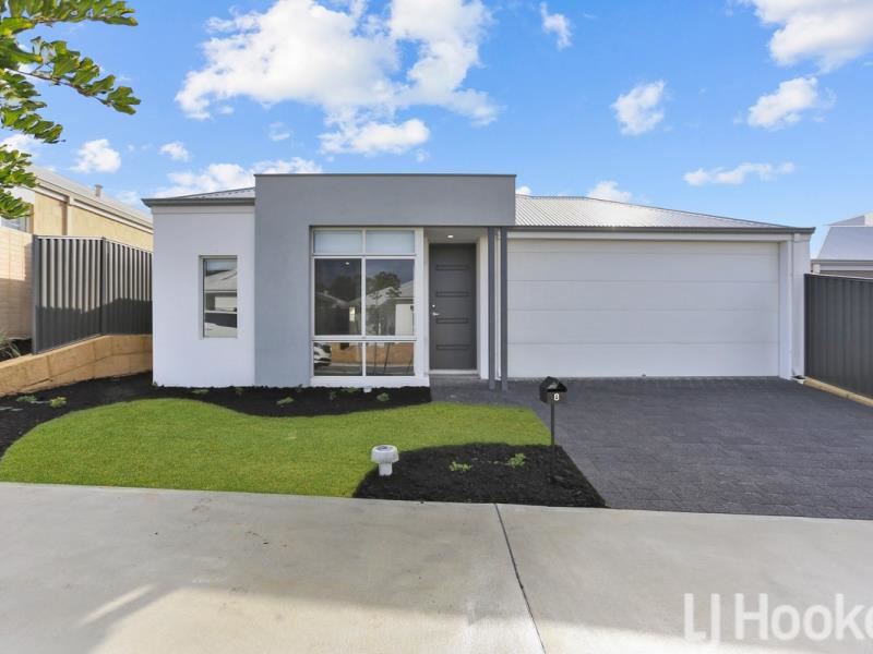 8 Sarasota Loop, Madora Bay WA 6210