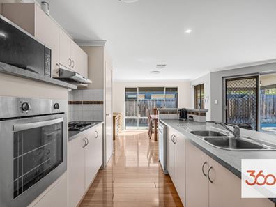 7 Delmage Circle, Ellenbrook WA 6069
