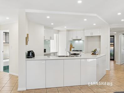 5 Dongara Circle, Jane Brook WA 6056