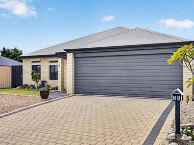 14 Tomaree Road, Yanchep WA 6035
