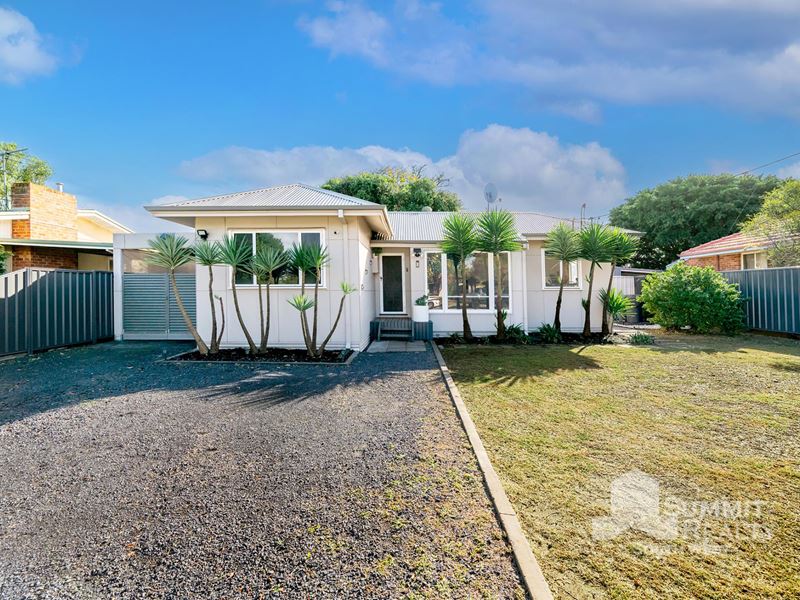 8 Dyinda Street, Carey Park