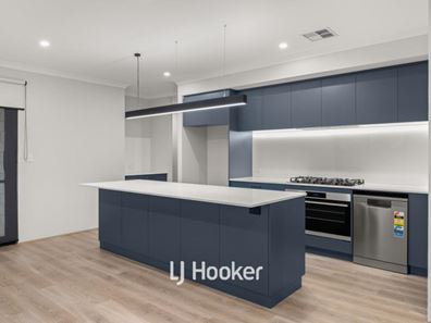 7 Foredeck Close, Geographe WA 6280