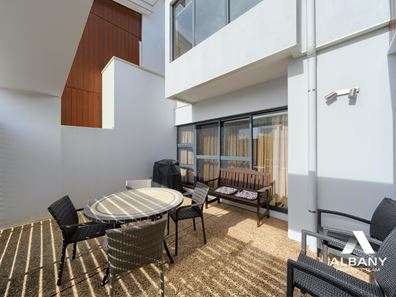 14B Marine Terrace, Middleton Beach WA 6330