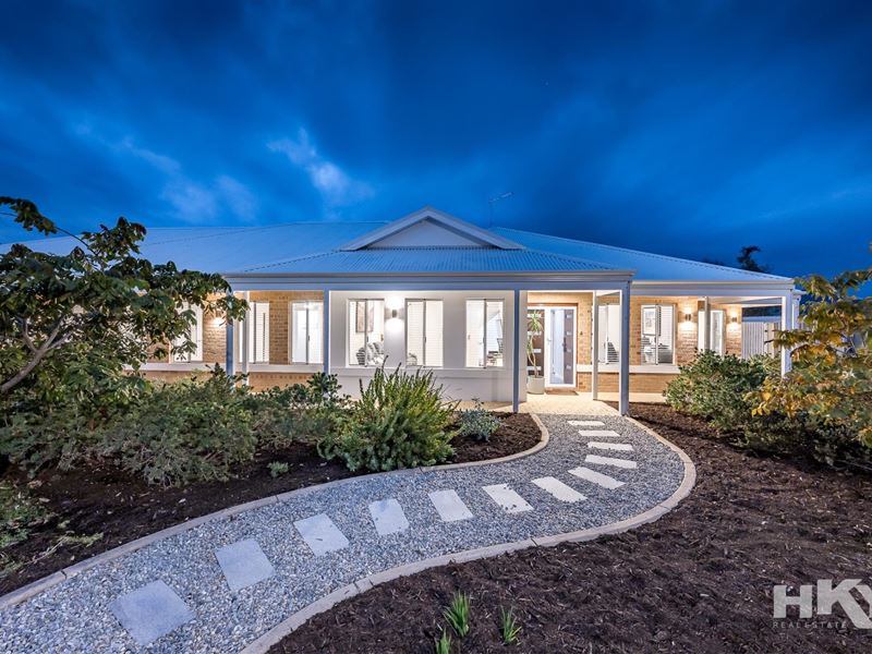 40 Huxley Drive, The Vines