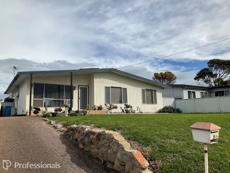 26 Arthur Street, Castletown WA 6450