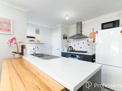 12 Malvern Road, Butler WA 6036