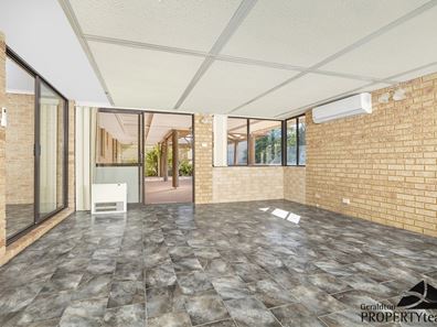 11 Seacrest Street, Tarcoola Beach WA 6530
