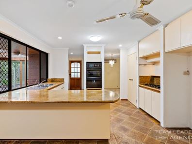 4 Weir Place, Morley WA 6062
