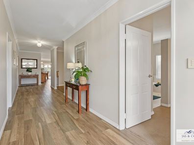 17 Hastie Link, Caversham WA 6055