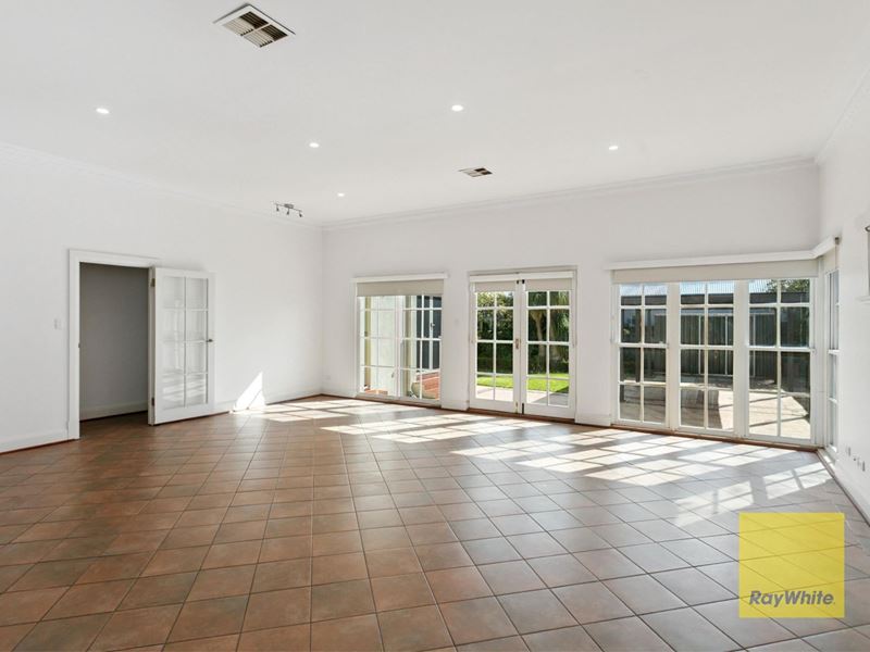 489 Stirling Highway, Cottesloe WA 6011