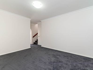7/90 Gilbertson Road, Kardinya WA 6163