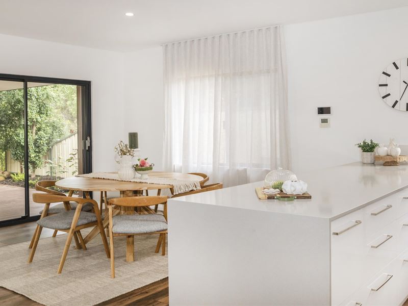 16 Oban Lane, Yalyalup WA 6280
