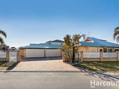 26 Cambria Island Retreat, Halls Head WA 6210