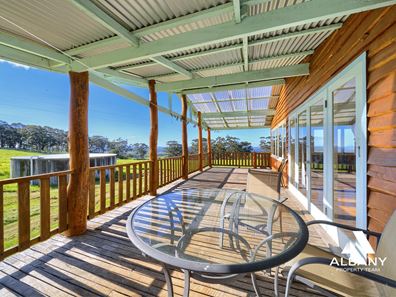 40 Mountain Road East, Bornholm WA 6330