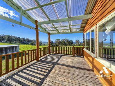40 Mountain Road East, Bornholm WA 6330