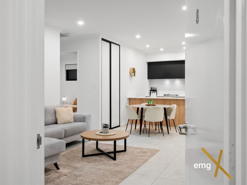 8/3 Garston Way, North Coogee WA 6163