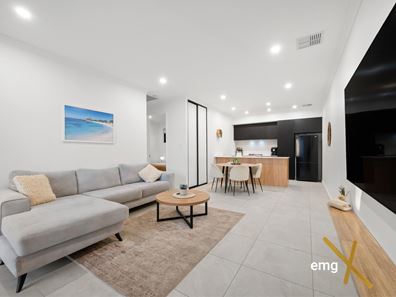 8/3 Garston Way, North Coogee WA 6163
