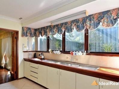 50 Burren Gate, Willetton WA 6155