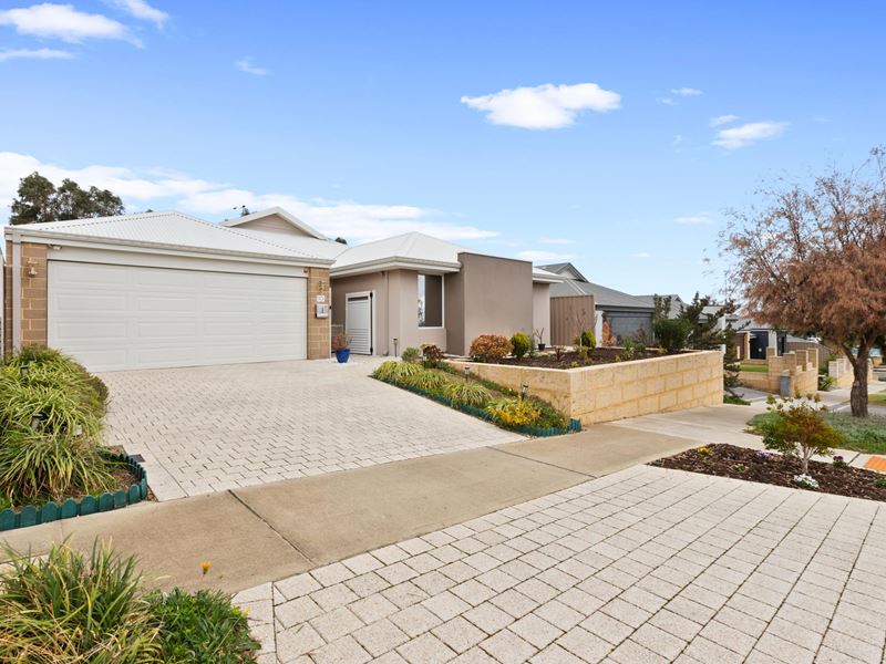 10 Rondo Way, Yanchep WA 6035