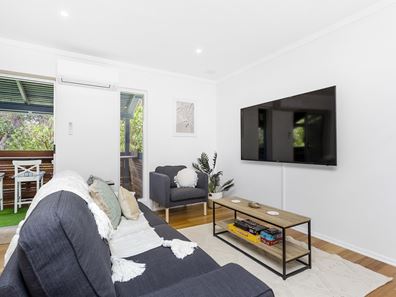 11/9 Pearl Parade, Scarborough WA 6019
