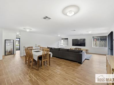 9 Glamorgan Loop, Ellenbrook WA 6069