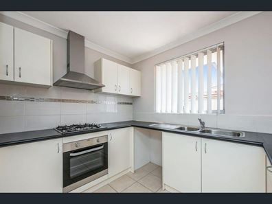 4 Bluebell Avenue, High Wycombe WA 6057