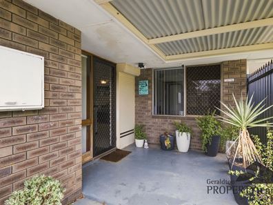 28 Petchell Street, Rangeway WA 6530