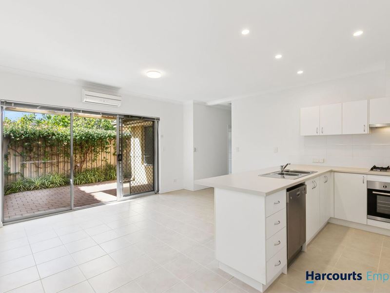 10c Roebuck Street, Innaloo WA 6018