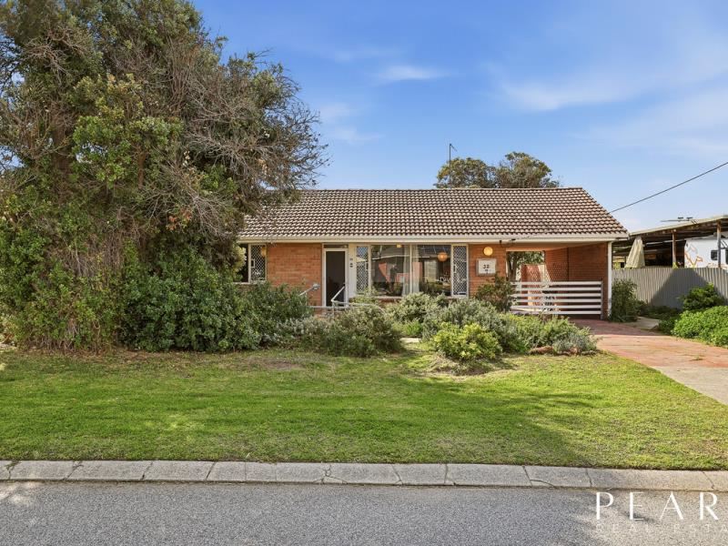 32 Janet Road, Safety Bay WA 6169
