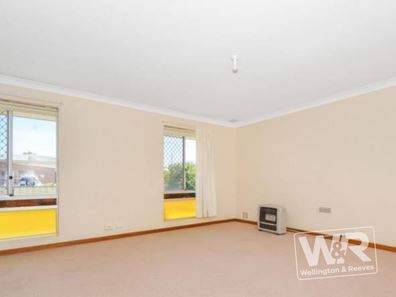 12 Beaufort Road, Yakamia WA 6330