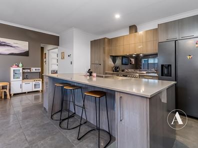 20 Berican Parade, Hilbert WA 6112