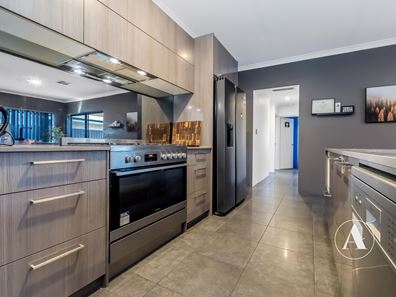 20 Berican Parade, Hilbert WA 6112