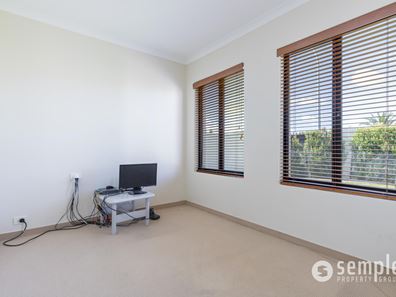 2 Dunnage Court, Atwell WA 6164