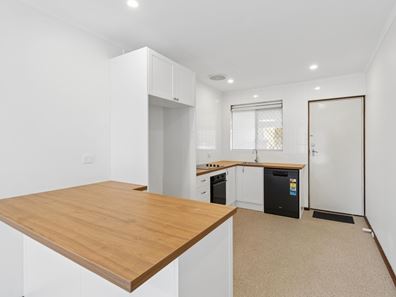 17 Drake Way, Morley WA 6062