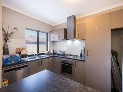 4/42 Loton Avenue, Midland WA 6056