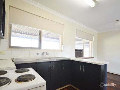 37 Anderson Way, Thornlie WA 6108