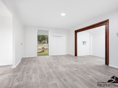 136 Abraham Street, Karloo WA 6530