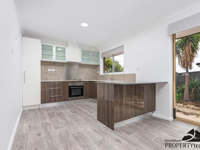 136 Abraham Street, Karloo WA 6530