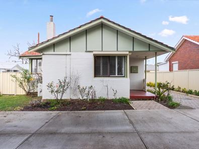 24 Eureka Road, Wilson WA 6107