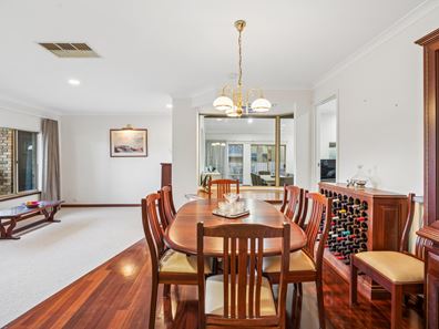 11 Gunida Street, Mullaloo WA 6027