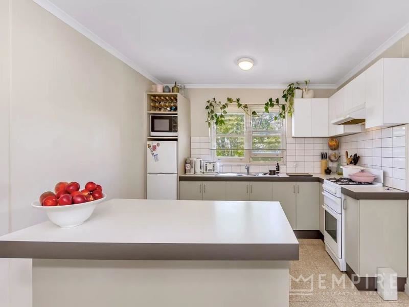 10/106 McDonald Street, Como WA 6152